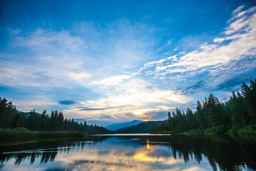 Hume Lake summer picture